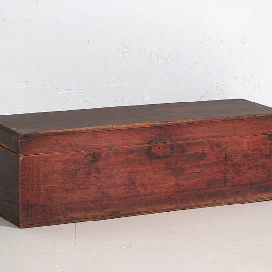 Antique Chinese garnet red case (c.1900) #11 – Storage cabinet (photo 4 of 39)