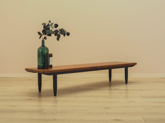Aparador de teca con patas cónicas oscuras, mesa consola baja danesa, década de 1970. – Wood (photo 4 of 13)