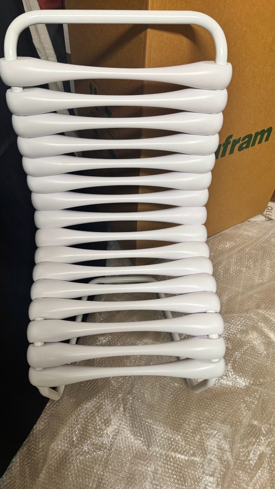 Complete set 4 Bounce Gufram White G15101 stoelen, Eetkamerstoelen, Kunststof, Wit (foto 11 van 15)