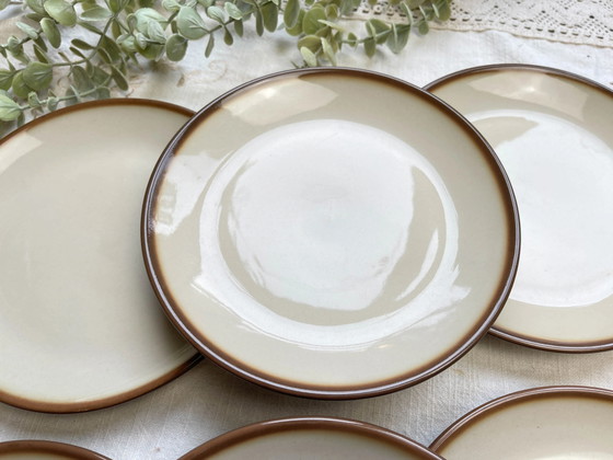 6 Small vintage beige brown earthenware plates – Crockery, Rustic (photo 3 of 7)