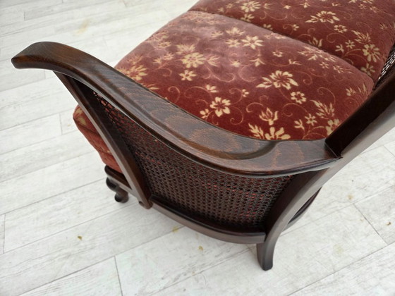 Image 1 of Sofá danés de 3 plazas, década de 1950, terciopelo rosa salmón, malla para muebles, madera de haya oscura.