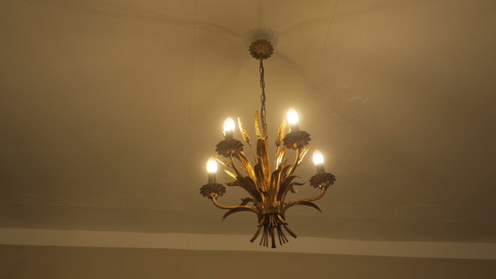 Image 1 of Lampadario a forma di spiga di grano Tole placcato oro di Hans Kögl, anni '60