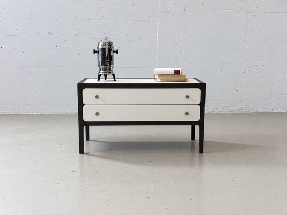 Buffet bas vintage de Victoria Baar, années 1970 – Wood, Metal (photo 11 of 11)