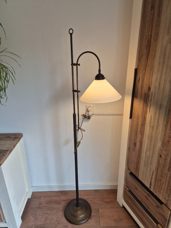 Lampada da terra - Lampada a stelo - Vetro opalino - Berliner - 1 Paralume. – Lampade da terra, Metallo (photo 15 of 15)