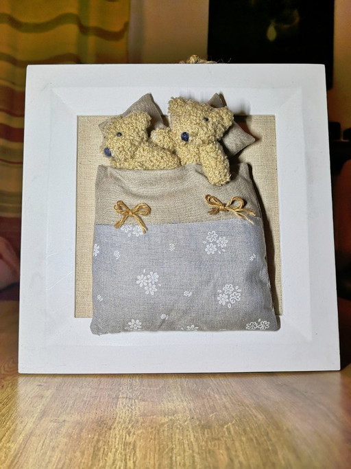 Vintage welterustenlijst / Teddybeer onder de dekens / jaren 90