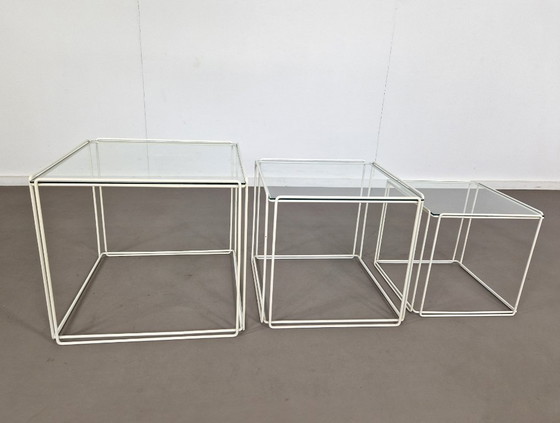 Max Sauze | Isocele Nesting Set – Bijzettafels, Metal (photo 5 of 10)