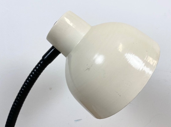 Image 1 of Beige Industrial Gooseneck Table Lamp, 1960s