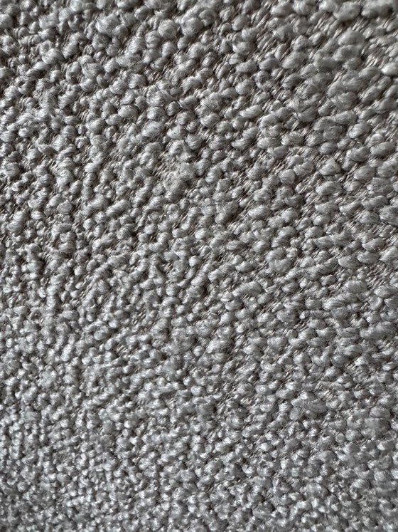 Image 1 of 3 fauteuils baquets à piètement tulipe de style Mid-Century, comme neufs et très confortables.