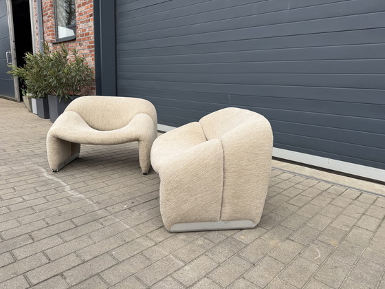 Image 1 of 2x Artifort Groovy F598 di Pierre Paulin. In condizioni 10/10! Tessuto Pierre Frey: Chenille Igor (Sabbia)