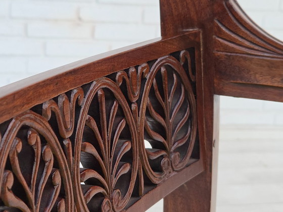 Image 1 of 1920-30er Jahre, Sessel aus geschnitztem Holz, Entwurf nach Georges Jacob, neu gepolstert.