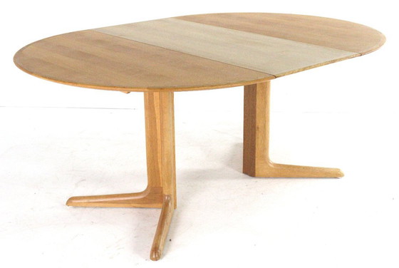 Image 1 of Danish oak round 2x extendable dining table dining table vintage