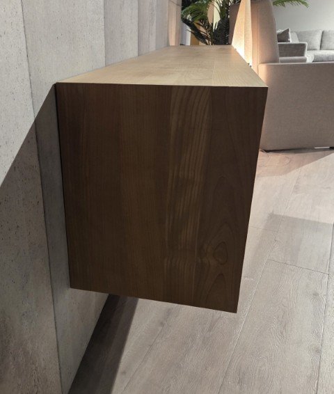 Pilat & Pilat Hotze II Sideboard (photo 3 of 5)