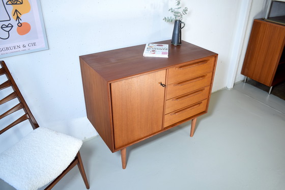 Image 1 of Cassettiera danese in teak, credenza vintage, credenza di metà secolo