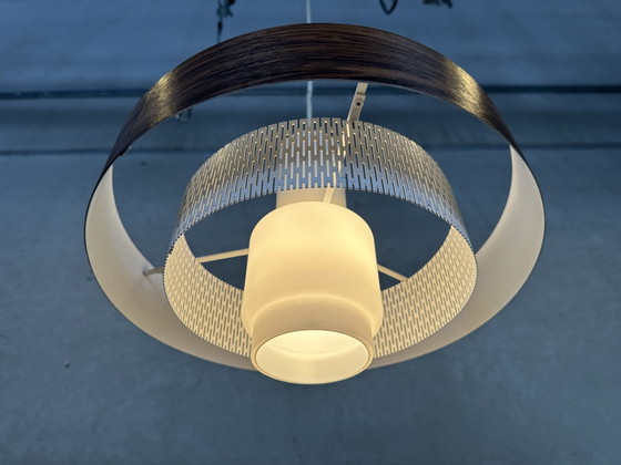 Image 1 of Lampada a sospensione vintage - metallo e opalino