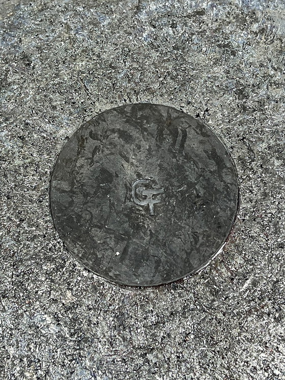 Image 1 of Pebble-shaped vase