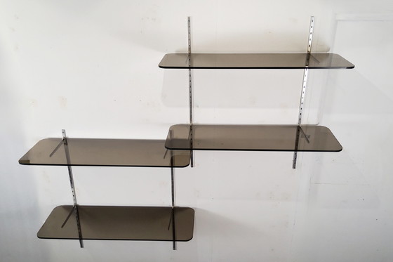 Image 1 of Estantería modular de pared en cristal ahumado
