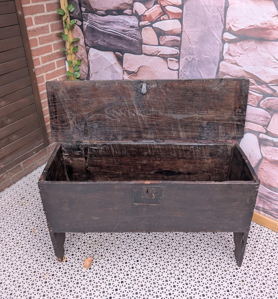 Image 1 of Coffre à couvertures ancien en chêne / XVIIe-XVIIIe siècle