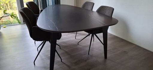 Table de salle à manger Leolux Bondi