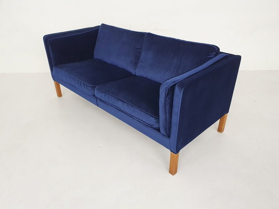 Image 1 of Divano vintage a 2,5 posti di Borge e Peter Mogensen per Fredericia, modello 2335, Danimarca 1975