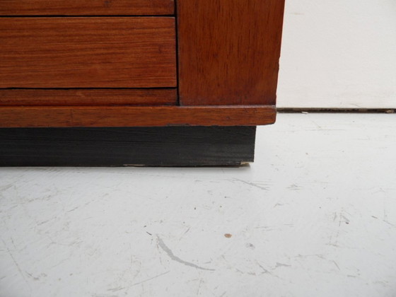 Image 1 of Armario de relojero antiguo con cajones