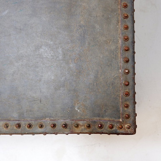 Image 1 of Old galvanized and riveted copper tank - Industrial coffee table