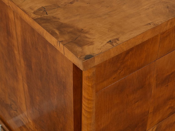Image 1 of Cómoda Biedermeier de la década de 1830
