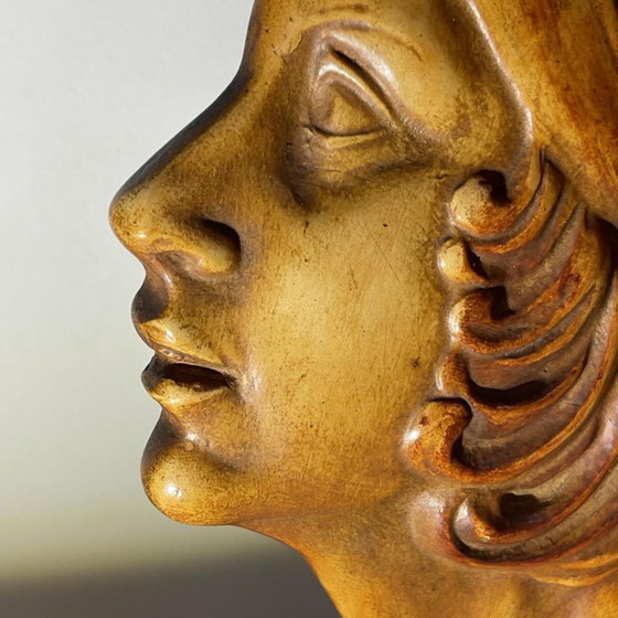 Terracotta Profiel van Garçonne Vrouw door Antonio Banchelli, 1925 – Beeldhouwkunst, Marble, Art Deco (photo 10 of 16)