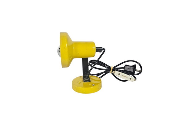 Image 1 of Philips - NWS 85 - spot mural - éclairage futuriste - jaune - années 70