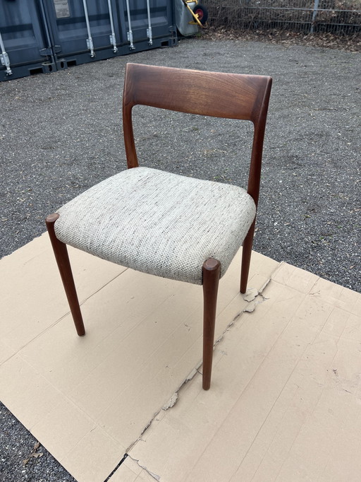 Niels Otto Möller Modell 77