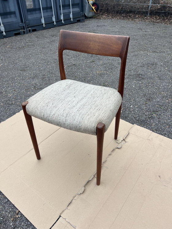 Image 1 of Niels Otto Möller Modèle 77