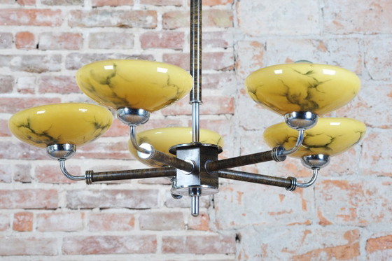 Gerestaureerde art-deco kroonluchter, chroom, beukenhout, walnoothout, glas, Tsjechisch, jaren 1920 – Metal (photo 2 of 12)