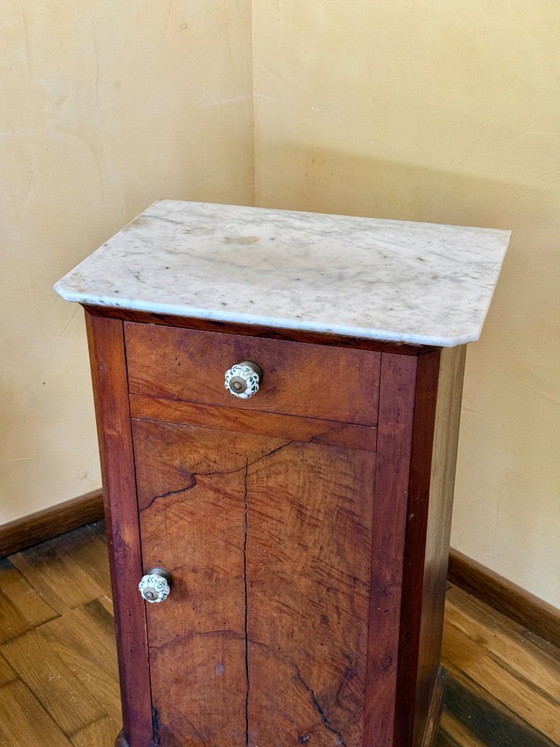 Image 1 of Beistelltisch aus Holz und Marmor
