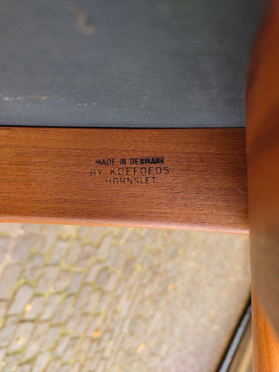 Set di sei sedie da pranzo in teak e pelle marrone chiaro, Koefoed Hornslet, Legno, Mid Century Modern (foto 10 di 13)