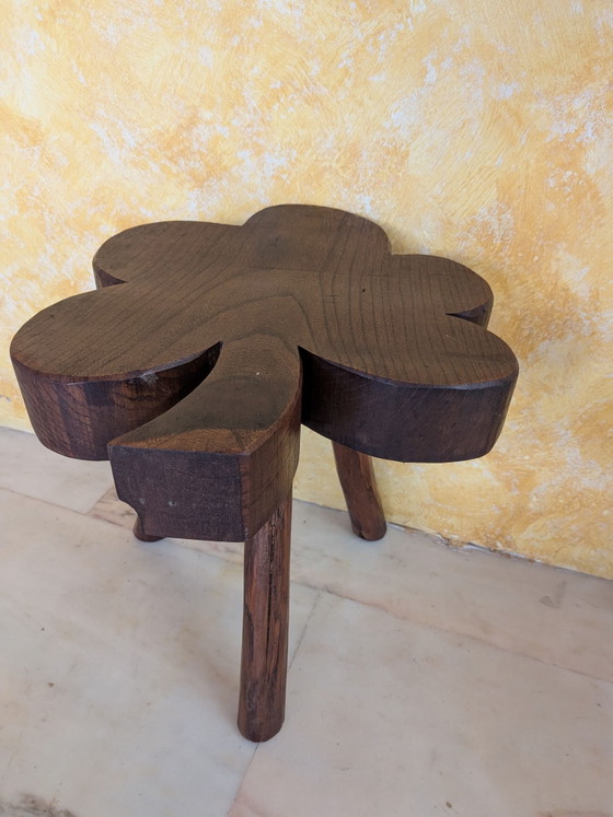 2 Antike Kleeblatt Hocker – Holz (photo 10 of 12)