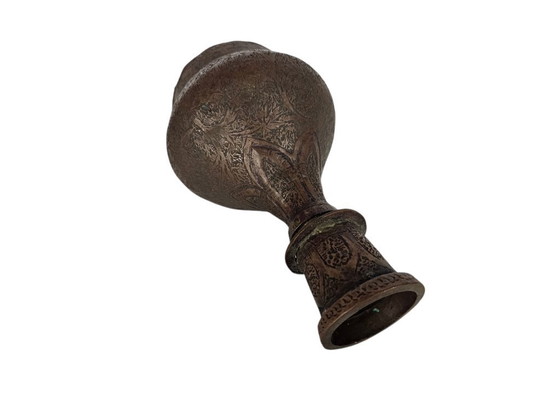 Image 1 of Water pipe bases - Bidiri, Copper - India - hand engraved - flowers - Hoekah - Islamic - Mughal Empire (19th century)