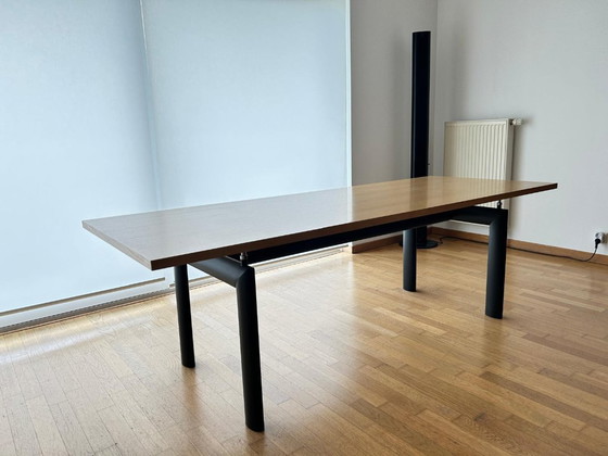 Image 1 of Iconico tavolo da pranzo LC6 di Le Corbusier (Cassina)