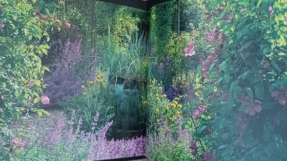 English Garden Library | Cottage Gardens, Cotswolds, Penelope Hobhouse & Christopher Lloyd | 4 Luxury Garden (photo 3 of 10)
