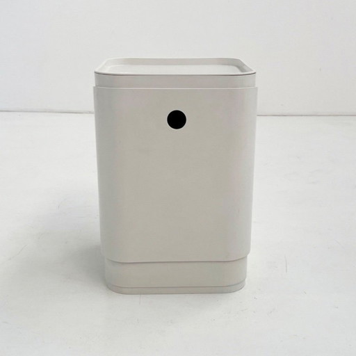 Cesto portabiancheria bianco di Anna Castelli per Kartell, anni '70