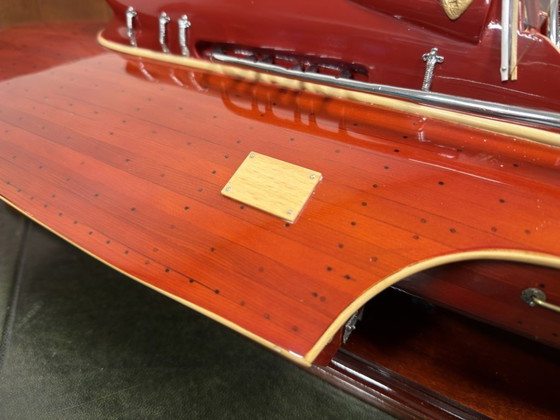 Modello di Barca Ferrari Hydroplane con Certificato – Oggetti decorativi, Pelle, Metallo (photo 11 of 18)