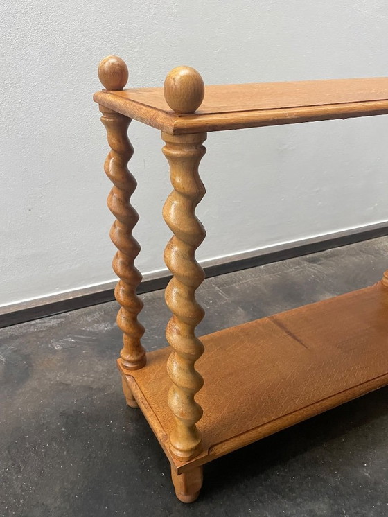 Image 1 of Estantería antigua de madera torneada