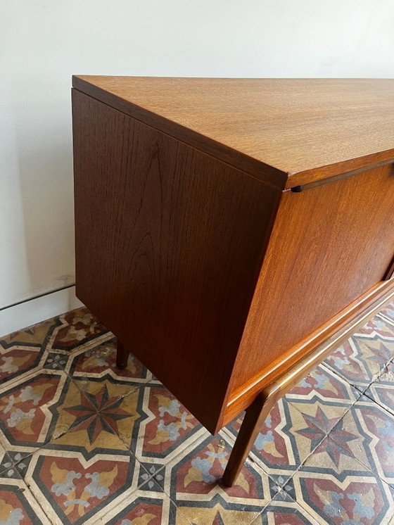 Image 1 of Buffet moderne Mid Century - Stonehill Furniture