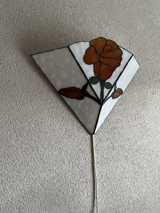 Image 1 of Vintage grote Tiffany wandlamp met rozenmotief