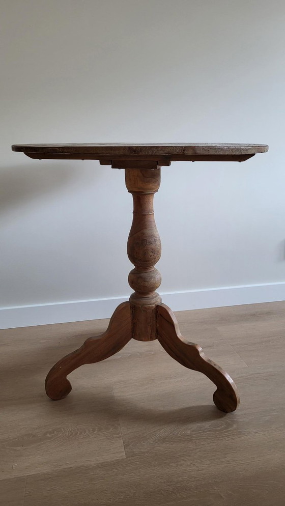 Image 1 of Mesa auxiliar de teca