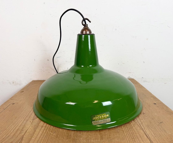 Image 1 of Lampada a sospensione in smalto verde industriale della Jackson Electrical Co., anni '60
