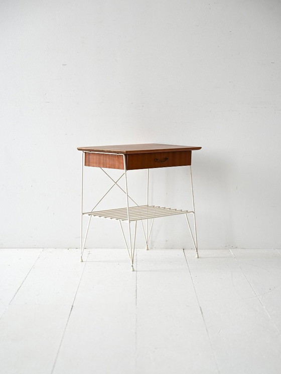 Image 1 of Comodino vintage scandinavo anni '60 in metallo e mogano