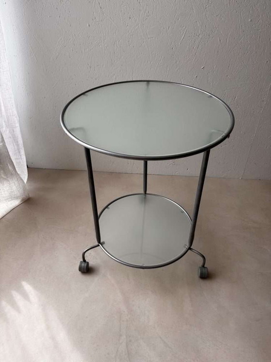 Image 1 of Carrello di servizio Ikea a due strati con vetro