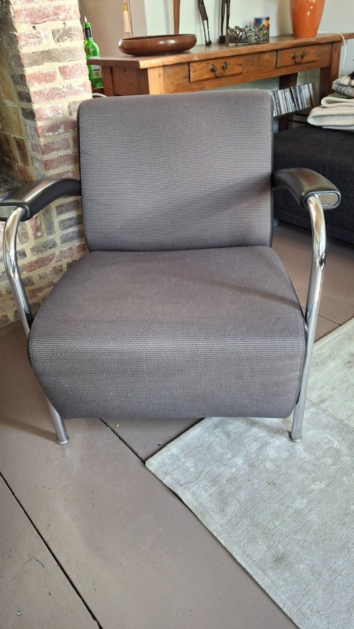 Leolux Scylla armchair