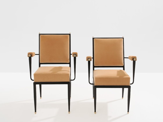 Image 1 of André Arbus toegeschreven aan twee neoklassieke fauteuils van metaal, brons en fluweel, jaren 1940.