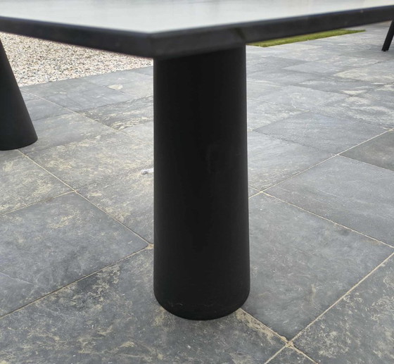 Image 1 of 2 MOOOI CONTAINER TAFELS 90x90x72