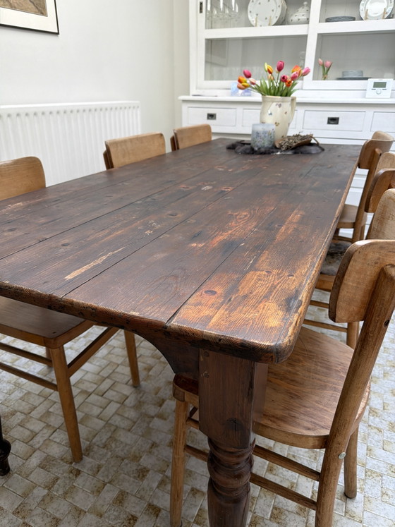 French Dining Table from 1805 – Wood (photo 5 of 5)